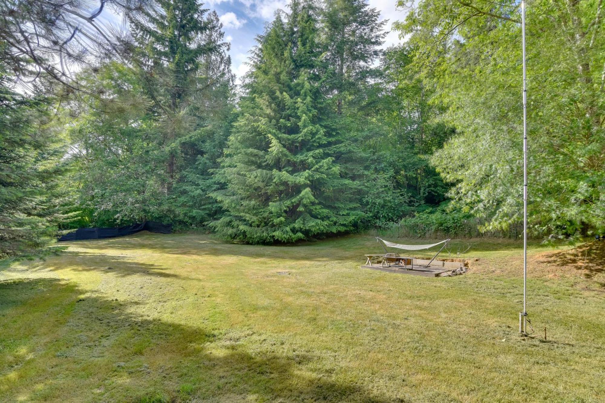 Peaceful And Chic Oasis Fire Pit, Grill, Yard Holiday home
